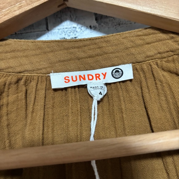 Sundry Dijon Brown Henley Loose Long Sleeve Gauze Cotton Midi Muslin Dress NWOT - Picture 8 of 13